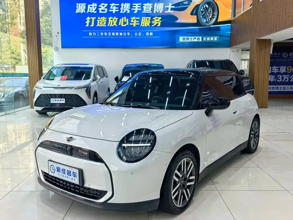 MINI Cooper EV — фото 1
