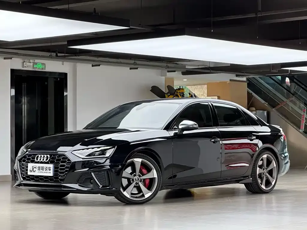 Audi S4 — фото 1