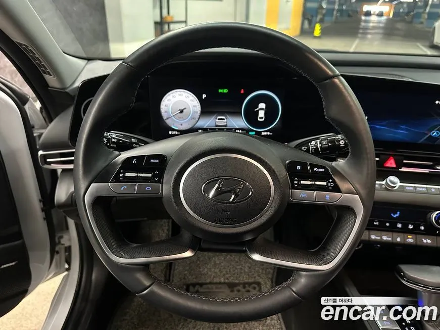 Hyundai AVANTE — фото 4