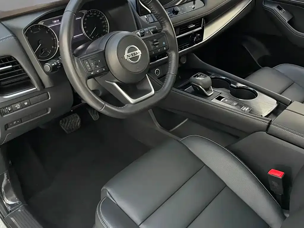 Nissan X-Trail — фото 4