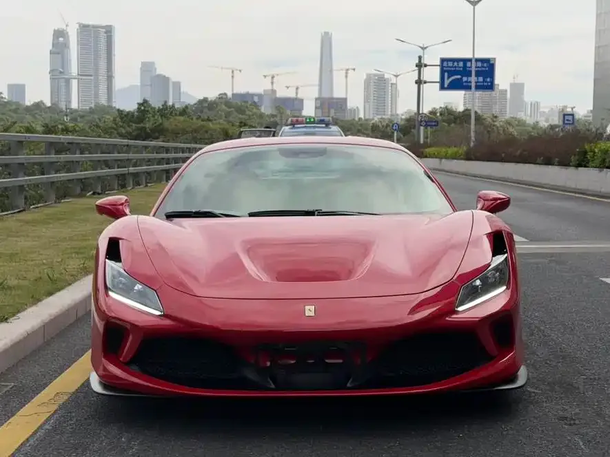 Ferrari F8 — фото 2