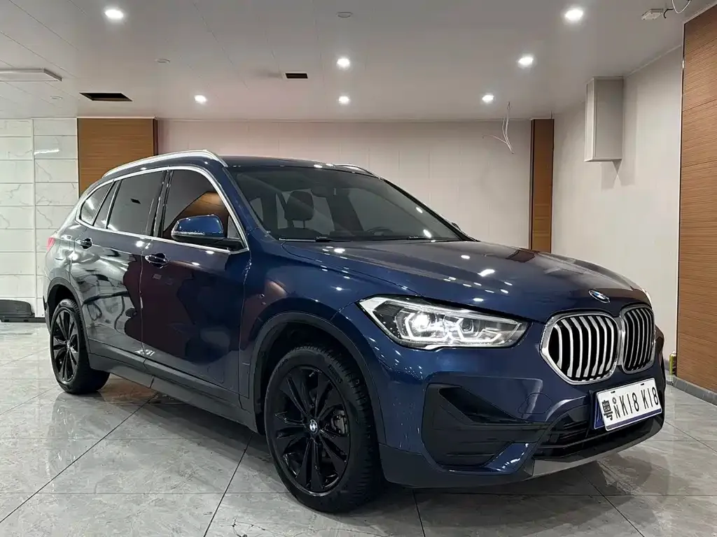 BMW X1 — фото 3