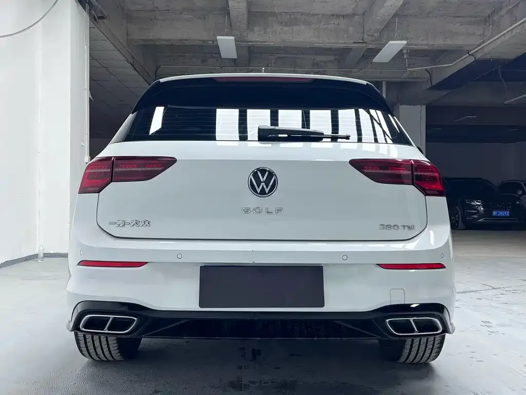Volkswagen Golf — фото 5