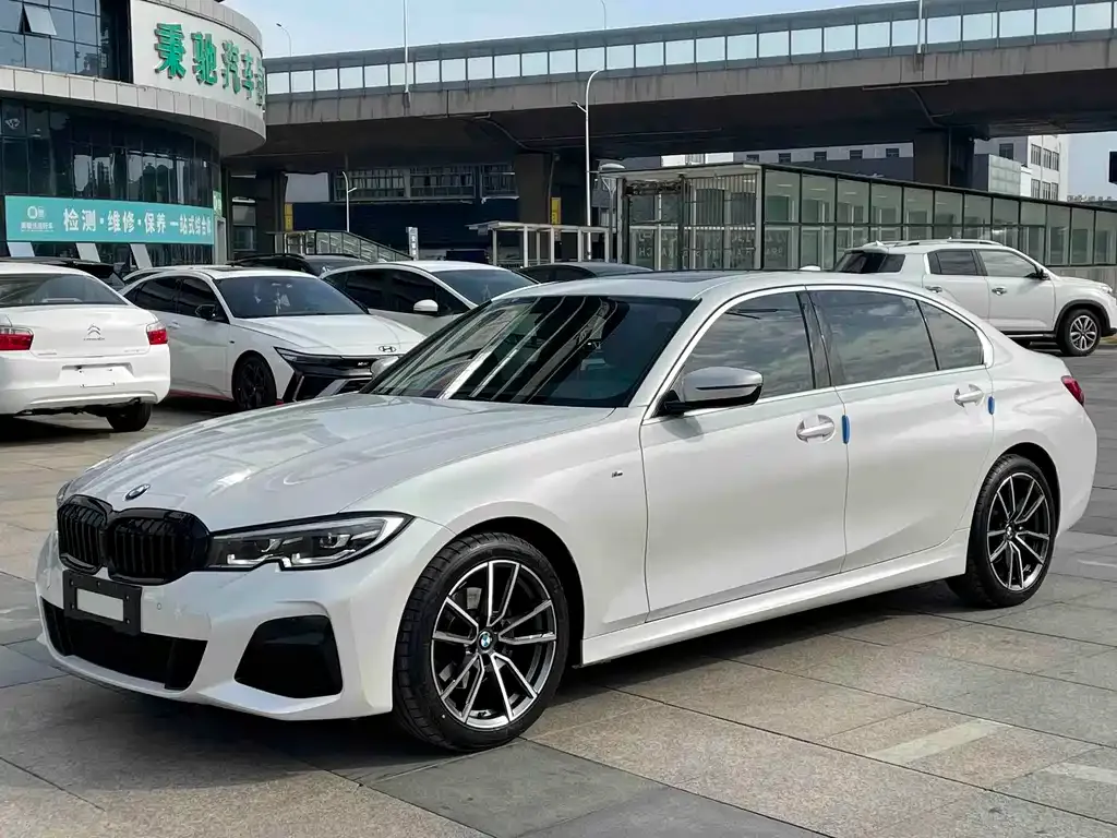 BMW 3 Series — фото 1