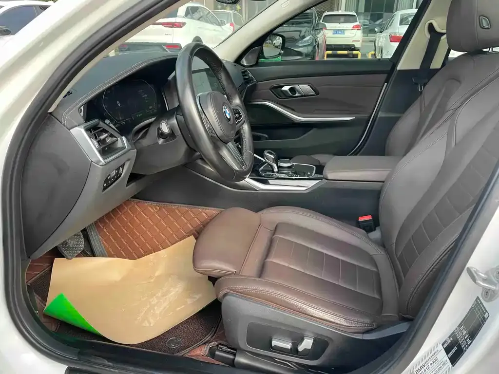 BMW 3 Series — фото 10
