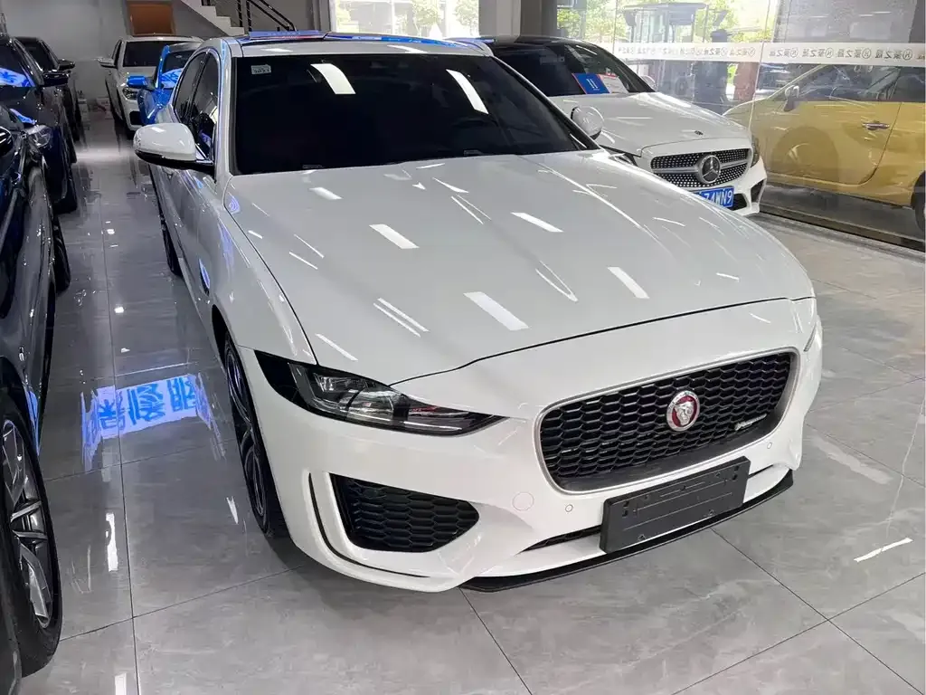 Jaguar XEL — фото 4