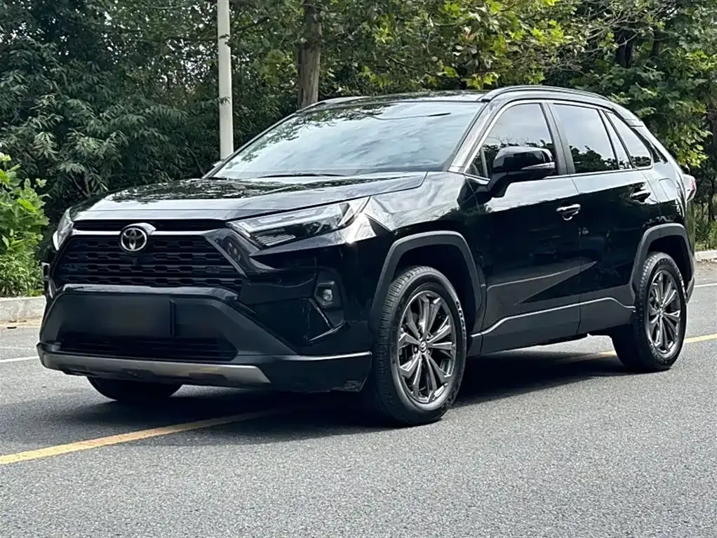 Toyota RAV4 — фото 2