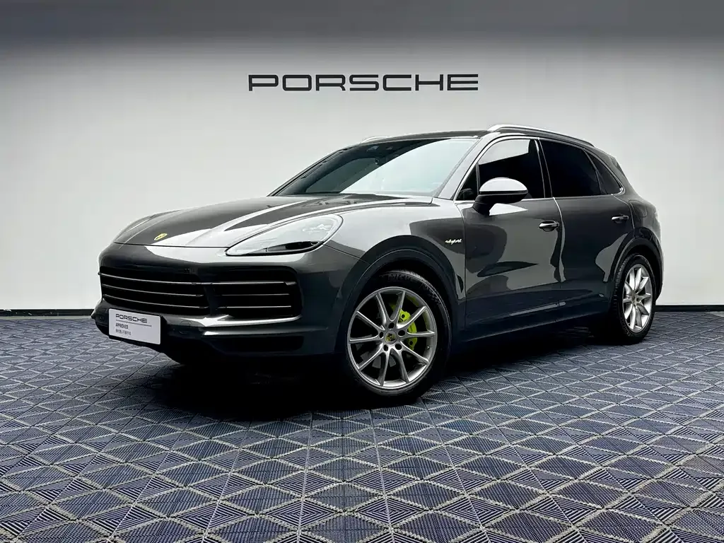Porsche Cayenne Hybrid — фото 1