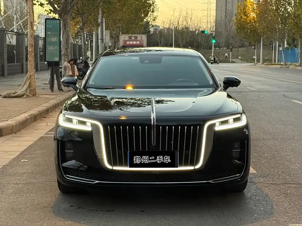 Hongqi H9 — фото 2