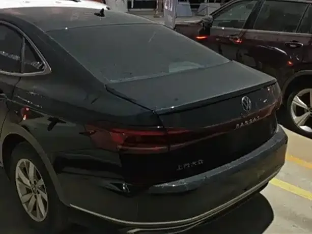 Volkswagen Passat — фото 7