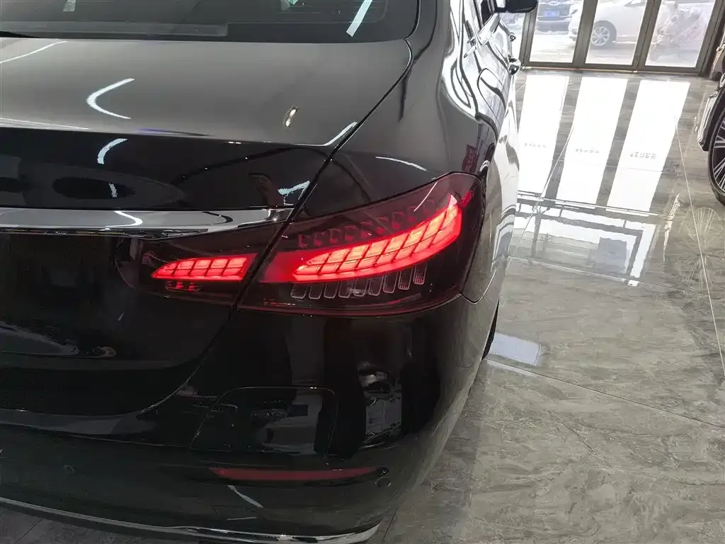 Mercedes-Benz E-Class New Energy — фото 3