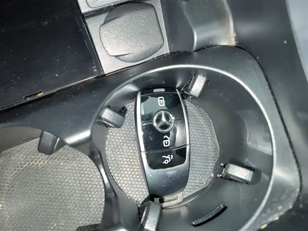 Mercedes-Benz E-Class New Energy — фото 5
