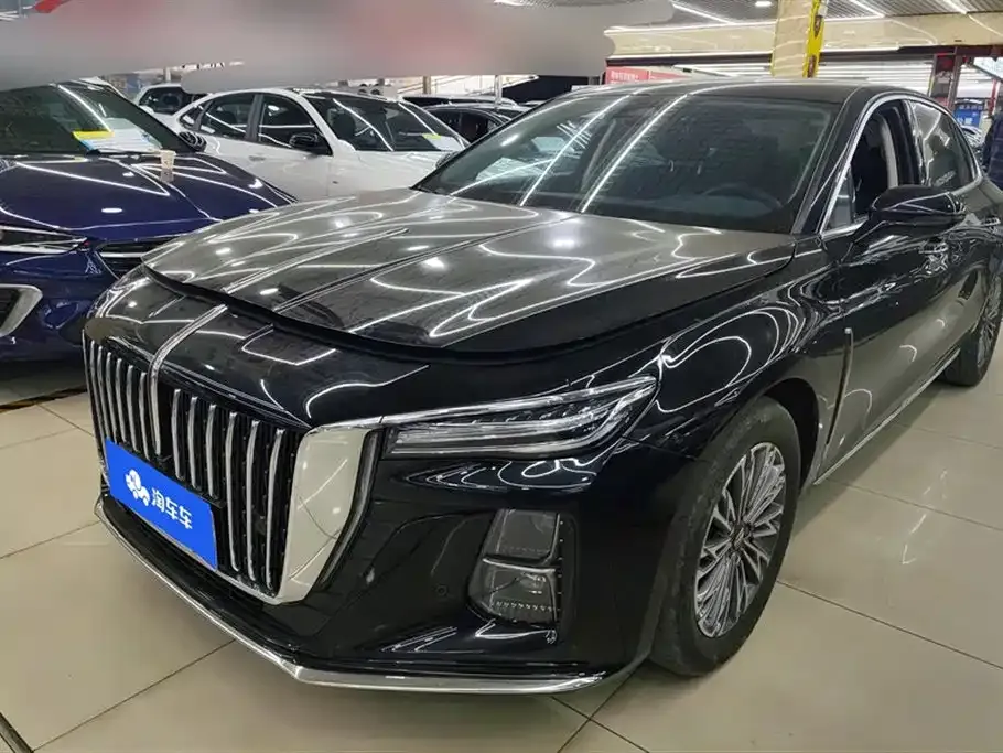 Hongqi H5 — фото 1