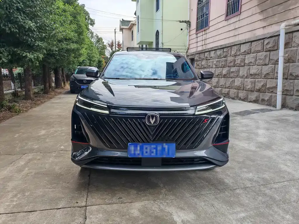 Changan CS75PLUS — фото 2