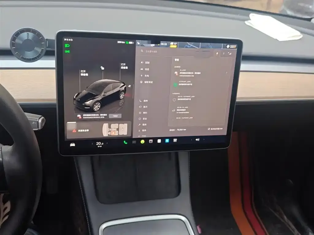 Tesla Model Y — фото 4