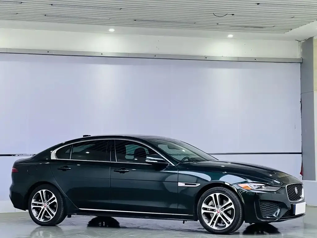 Jaguar XEL — фото 2