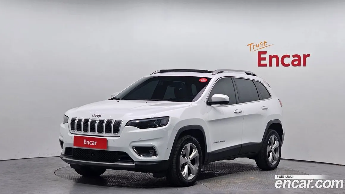 Jeep Cherokee — фото 1