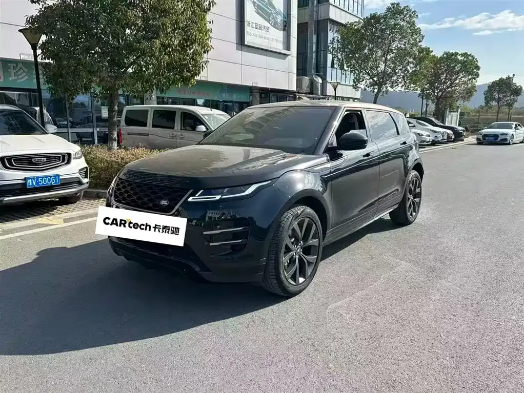 Land Rover Evoque — фото 1