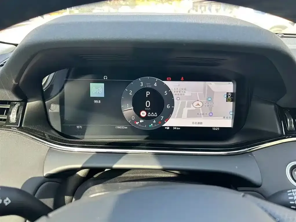 Land Rover Evoque — фото 2