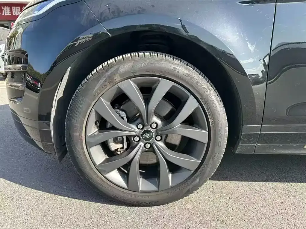 Land Rover Evoque — фото 9