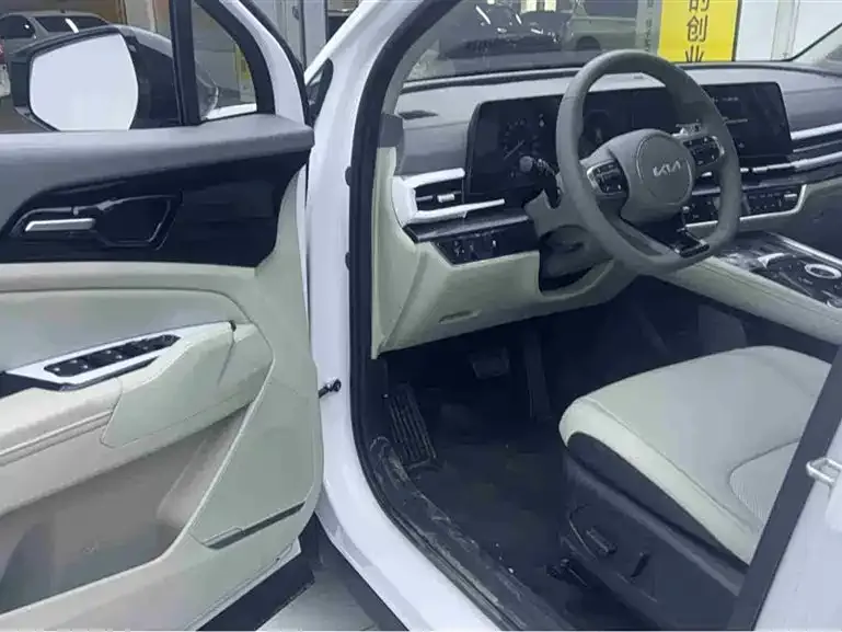 Kia Sportage — фото 5