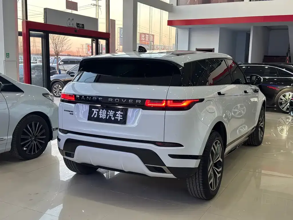 Land Rover Evoque — фото 3