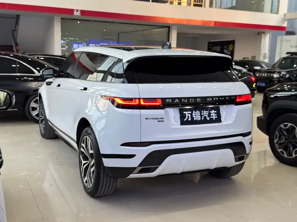 Land Rover Evoque — фото 7