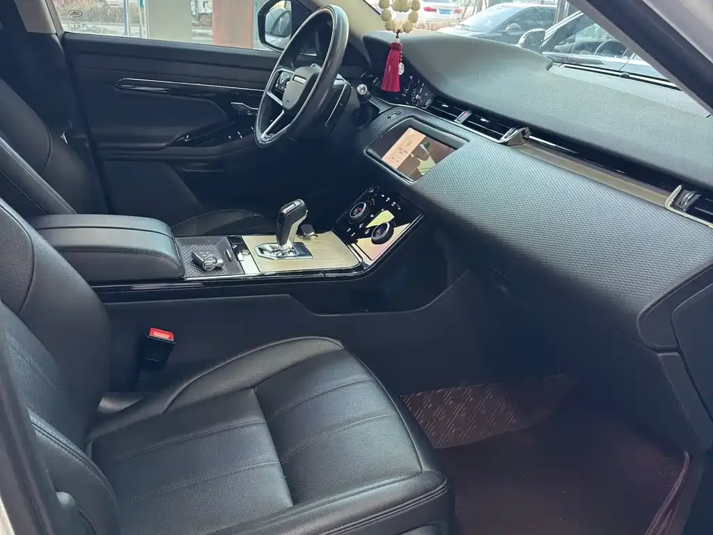 Land Rover Evoque — фото 2