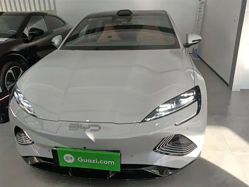 BYD Seal — фото 4