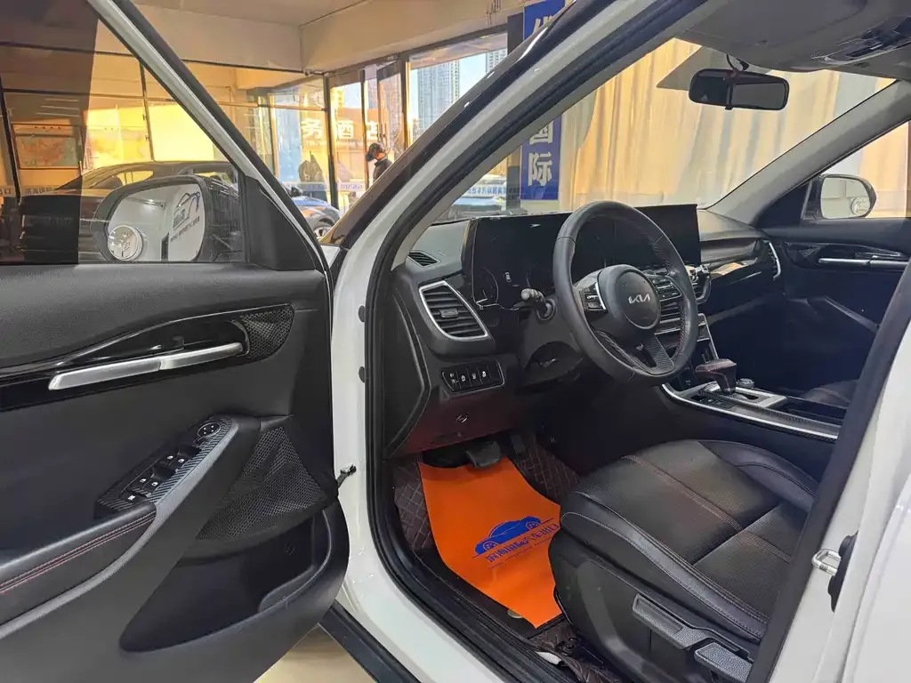 Kia KX3 — фото 10