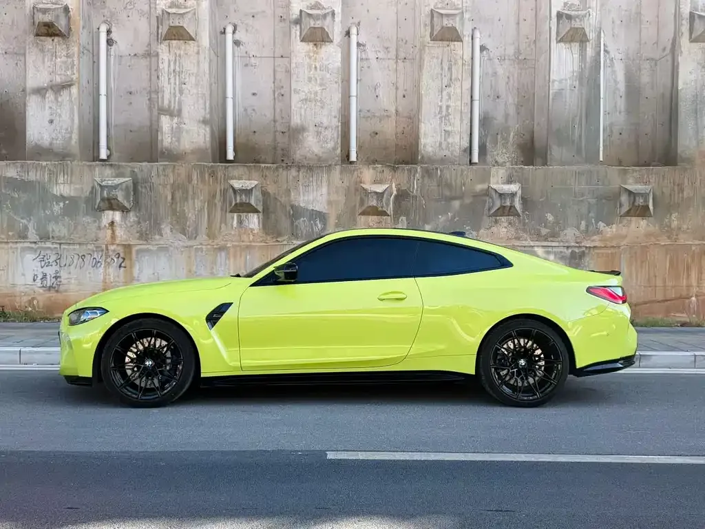 BMW M4 — фото 9
