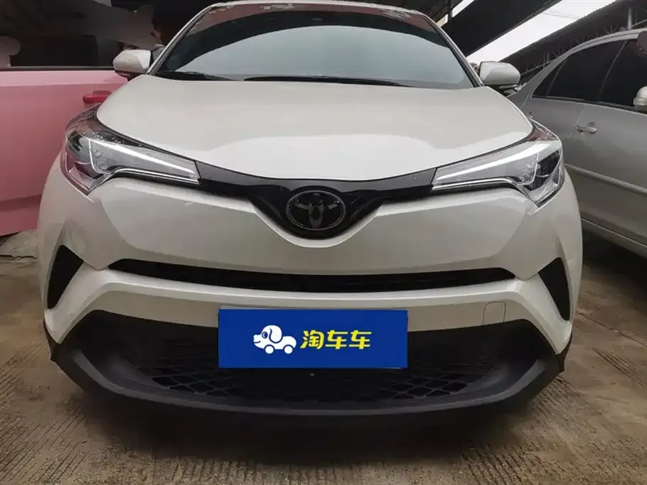 Toyota C-HR — фото 4