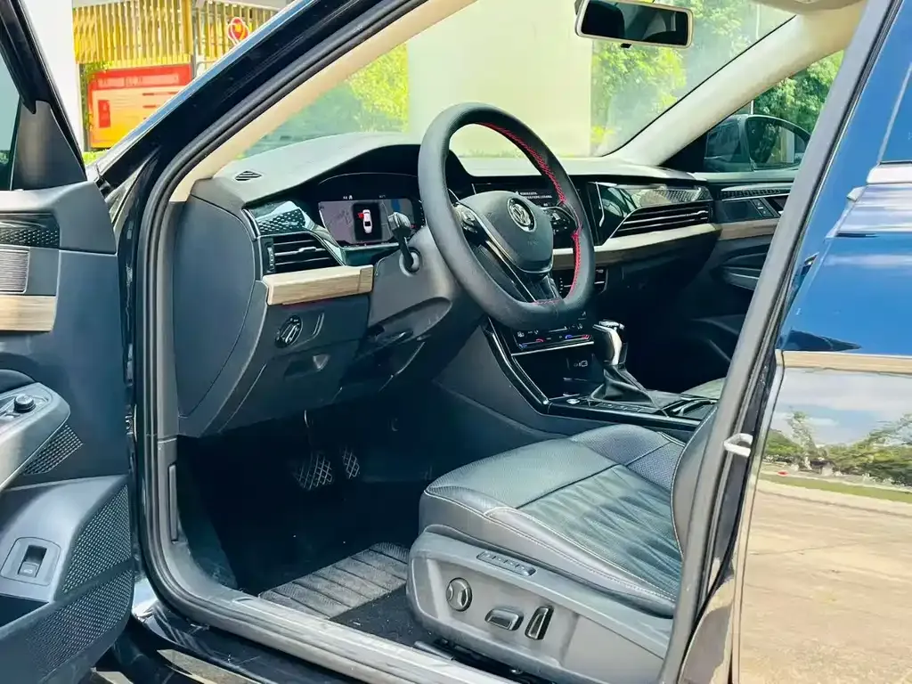 Volkswagen Passat — фото 4