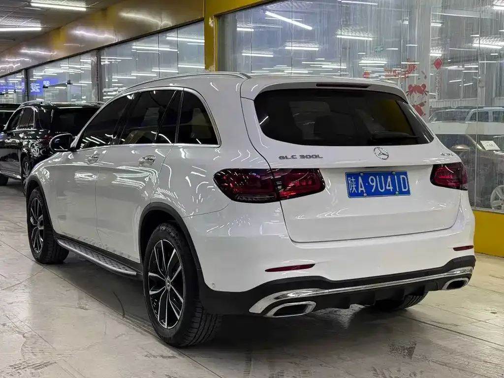 Mercedes-Benz GLC — фото 9