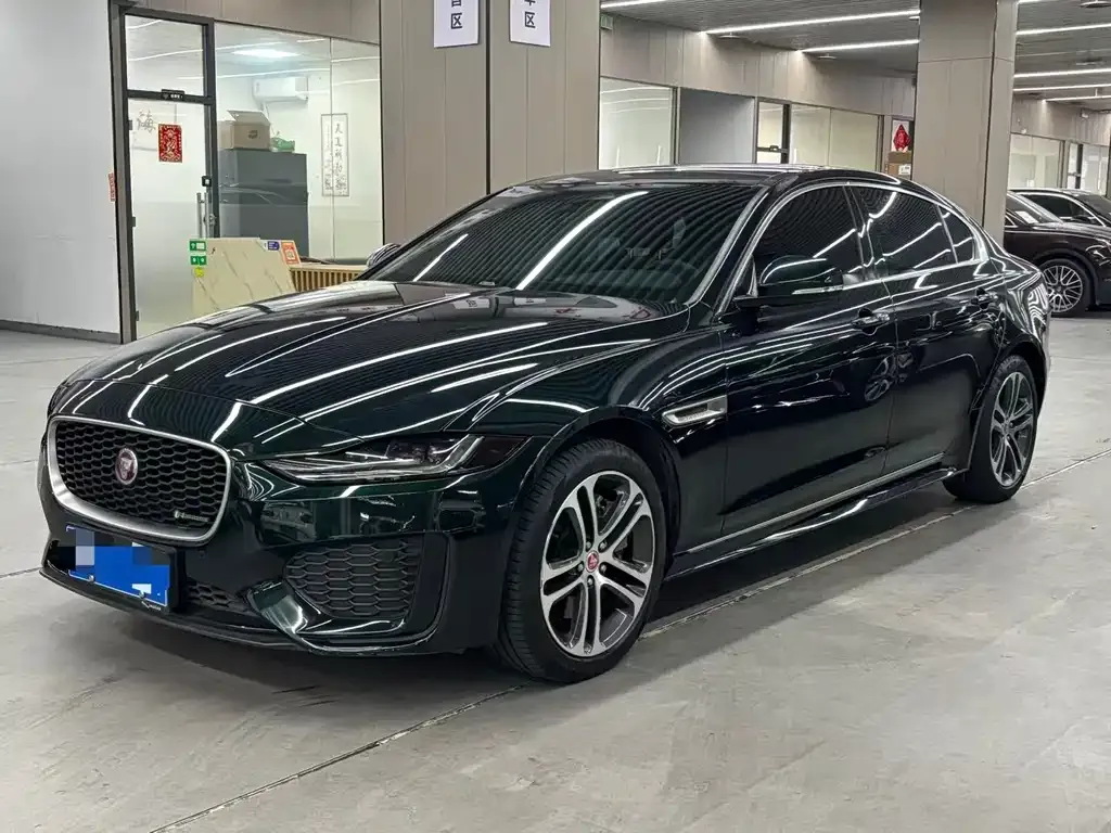 Jaguar XEL — фото 1