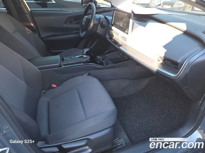 Toyota Prius — фото 10