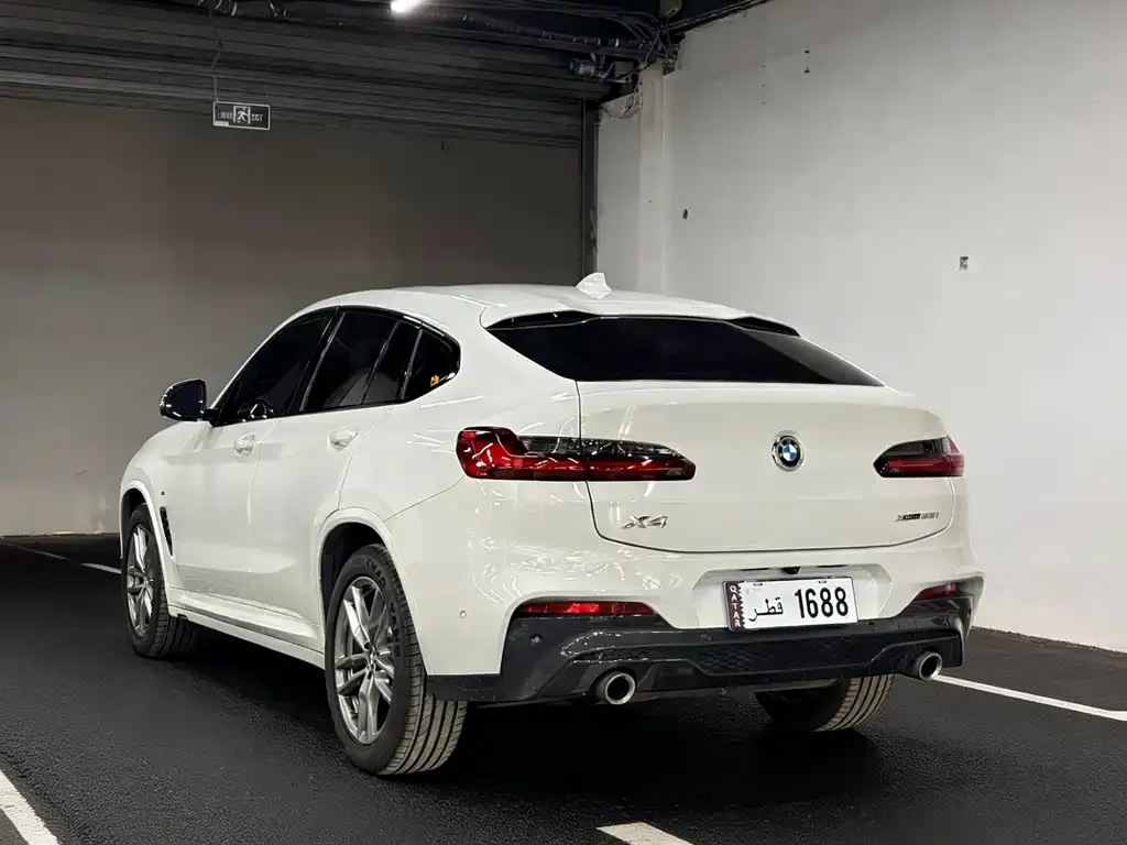 BMW X4 — фото 7