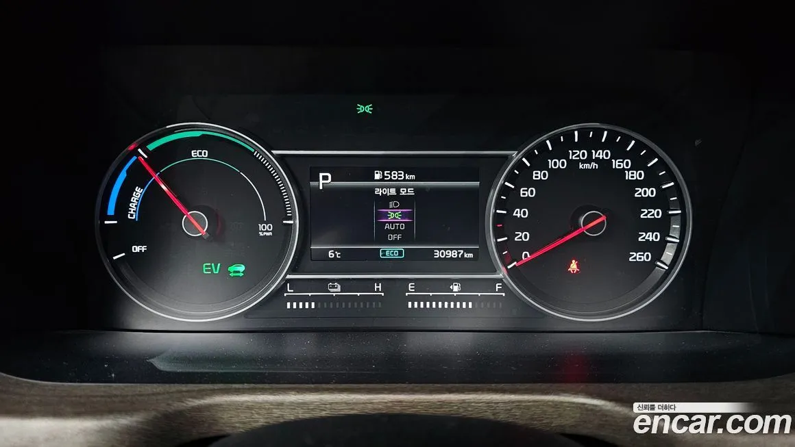 Kia Sorento — фото 10