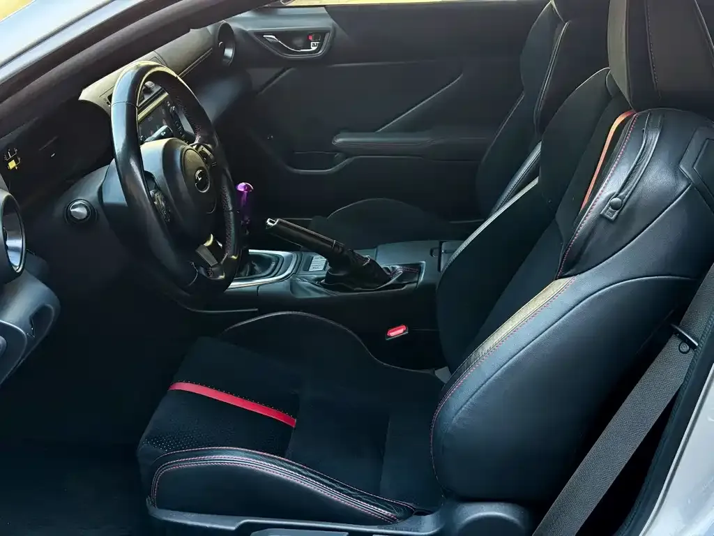 Subaru BRZ — фото 3