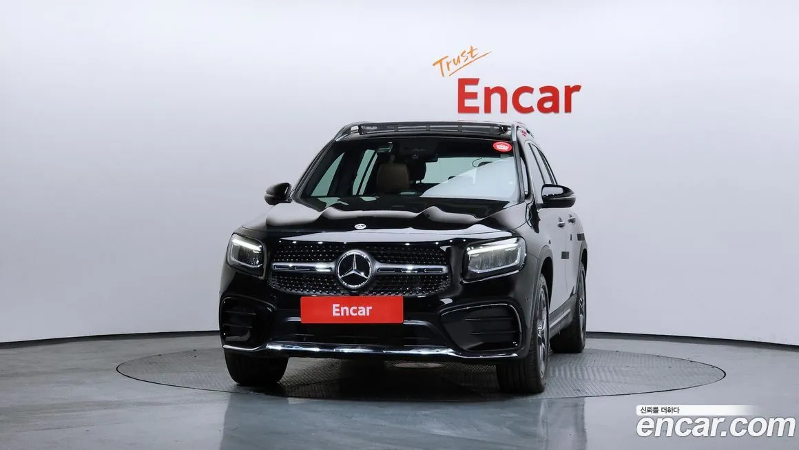 Mercedes-Benz GLB-Class — фото 2