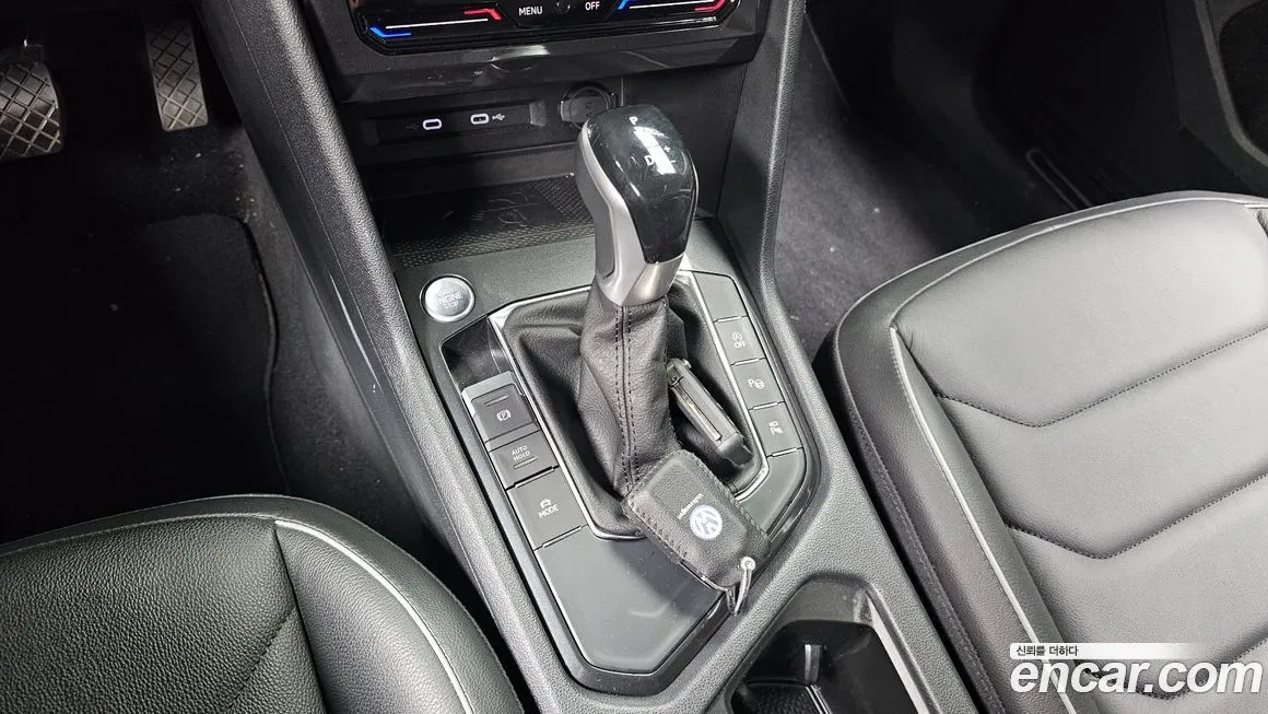 Volkswagen Tiguan — фото 7