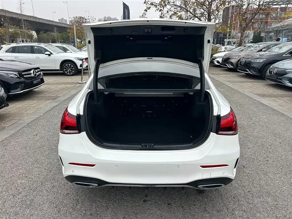 Mercedes-Benz A-Class — фото 10