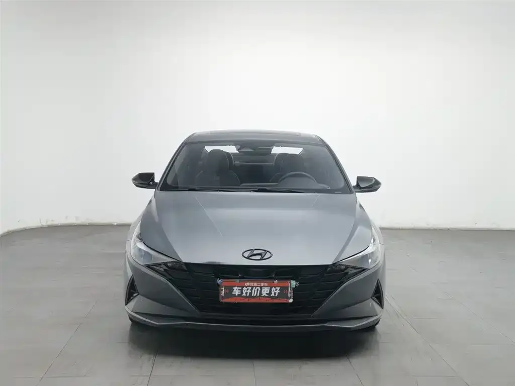 Hyundai Elantra — фото 2