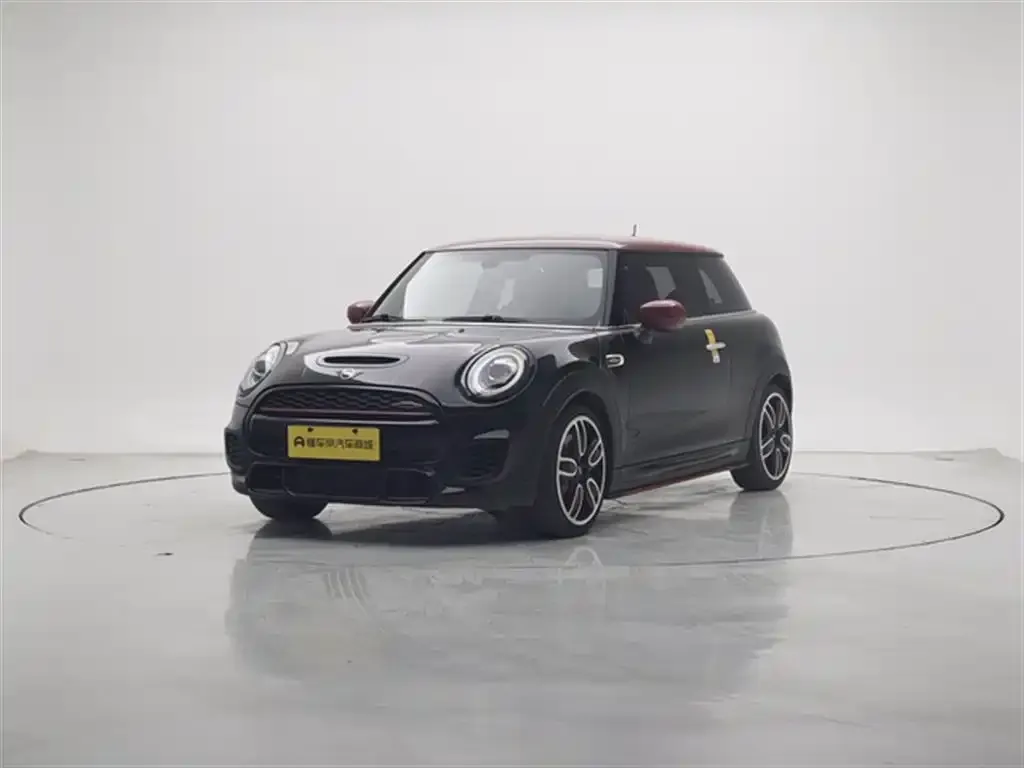 MINI JCW (John Cooper Works) — фото 6