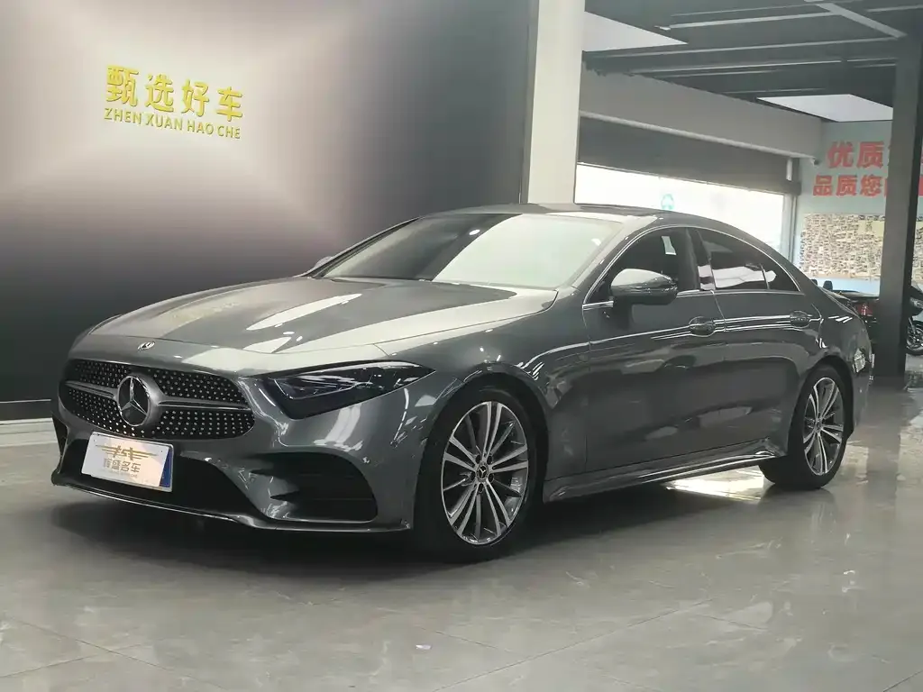 Mercedes-Benz CLS — фото 1