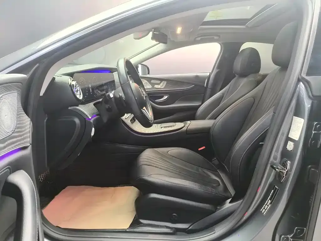 Mercedes-Benz CLS — фото 2