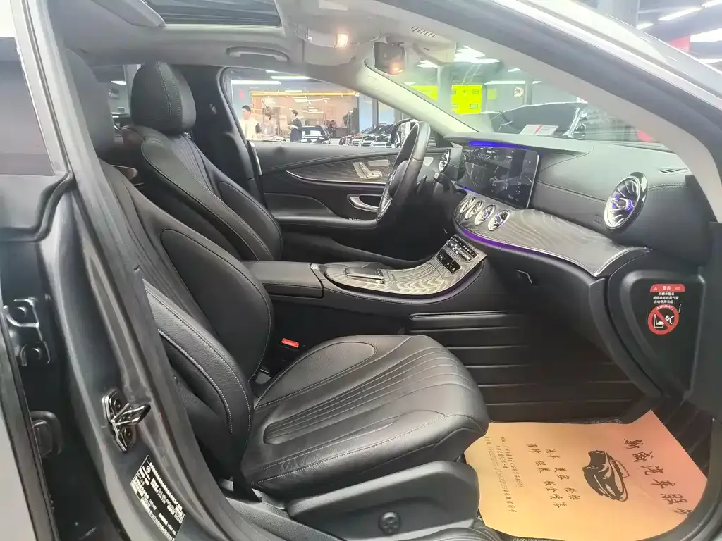Mercedes-Benz CLS — фото 6