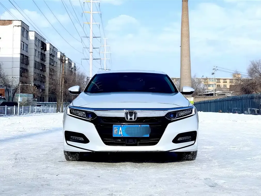 Honda Accord — фото 4