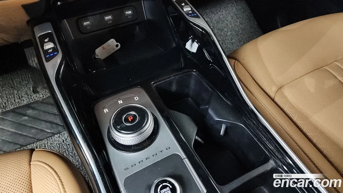 Kia Sorento — фото 9
