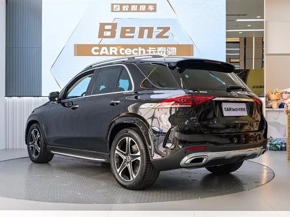 Mercedes-Benz GLE — фото 7
